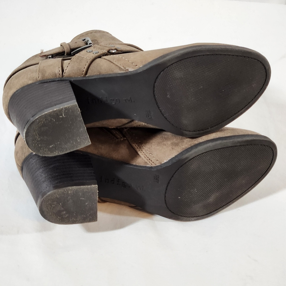 Indigo Rd. Sigrid Bootie - Picture 2 of 6